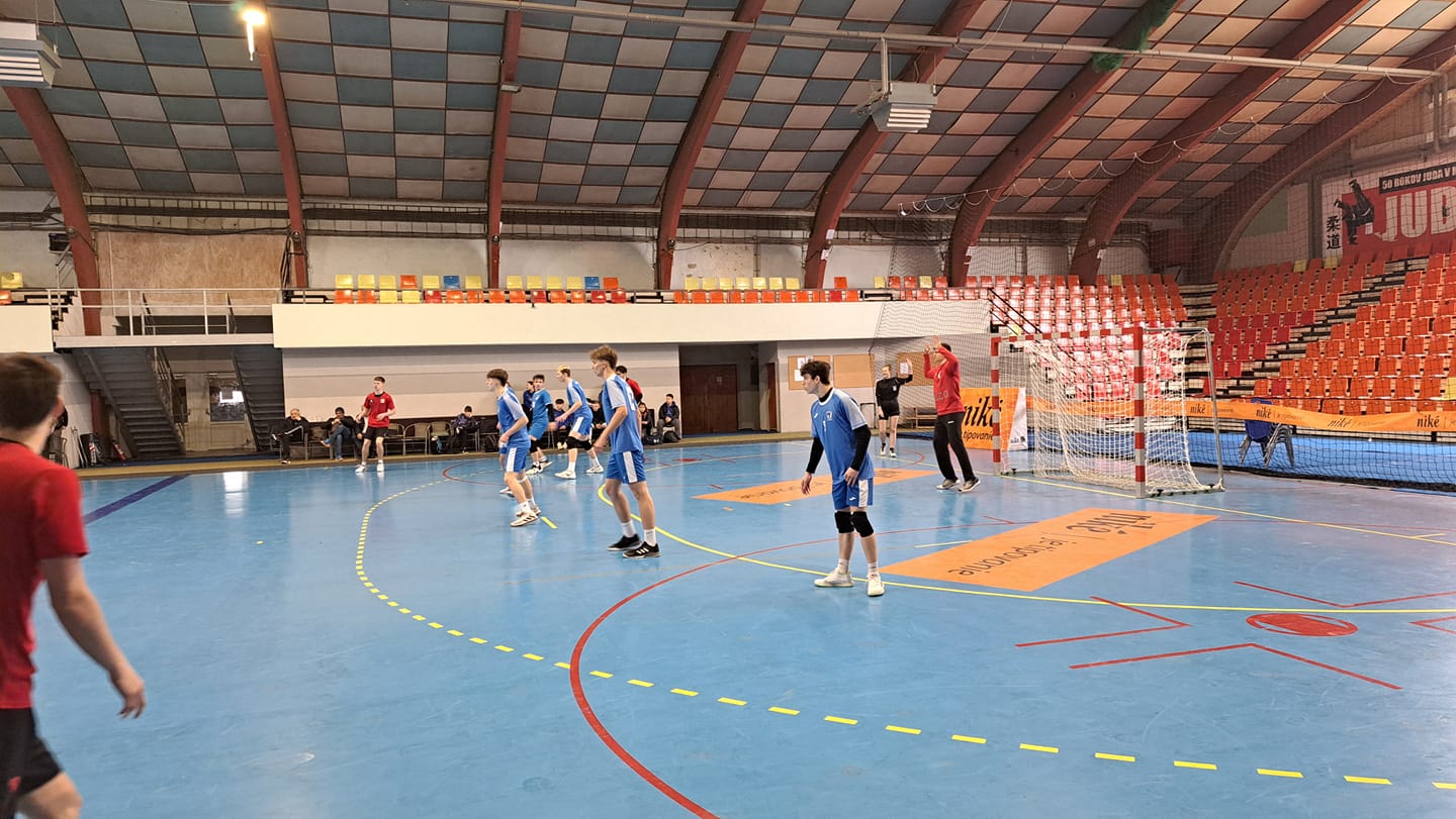 Bude sa v starej športovej hale na Podháji v Martine hrať naďalej hádzaná? Foto: MHáK/ Ivan Kapusta