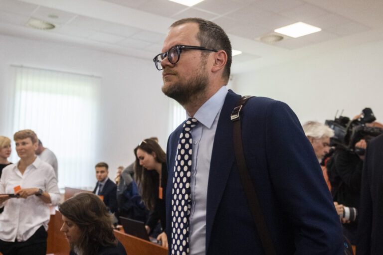 Advokát čurillovcov označil sťažnosť rezortu vnútra za zastrašovanie