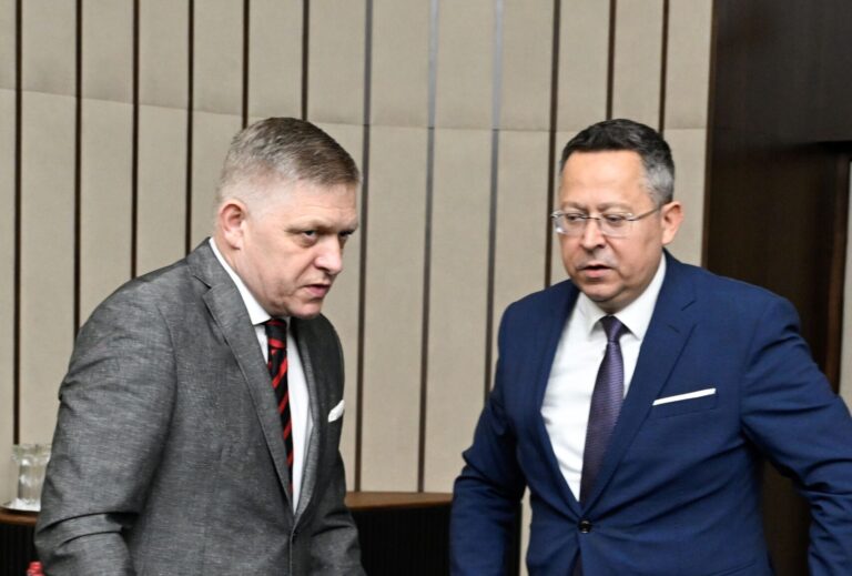 Robert Fico a Ladislav Kamenický.