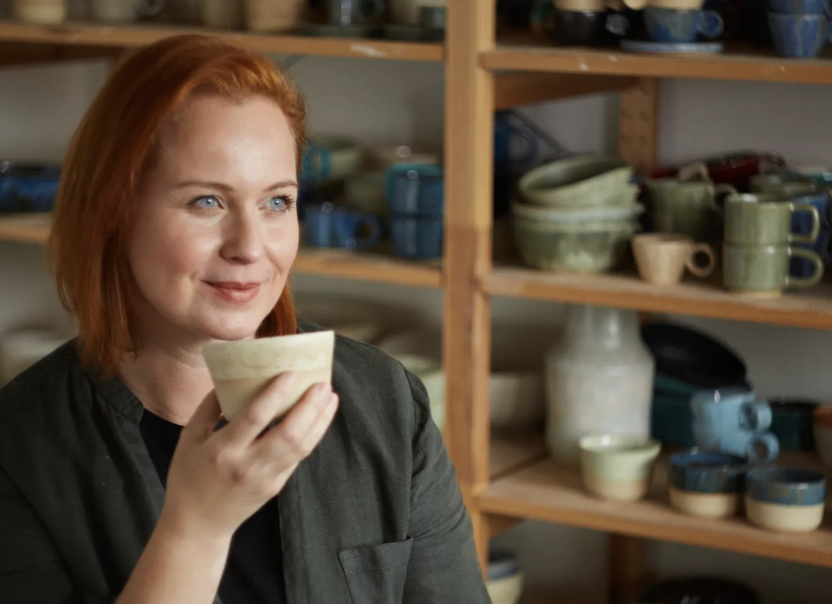 Martina Švarc sa venuje ručnej výrobe keramiky na profesionálnej úrovni. Foto: Martina Švarc/Instagram