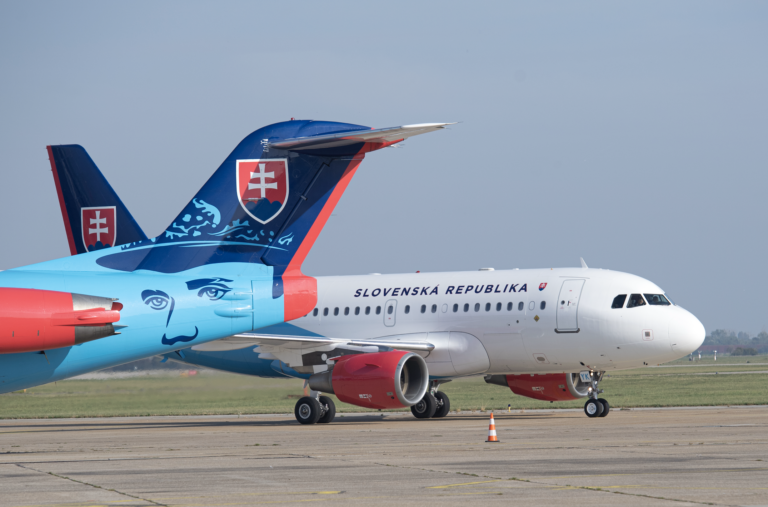 Vládny špeciál s delegáciou uviazol v Kazachstane