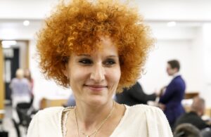Namiesto na konferenciu použila Šimečkova matka časť dotácie na mzdy, tvrdí Roskoványi