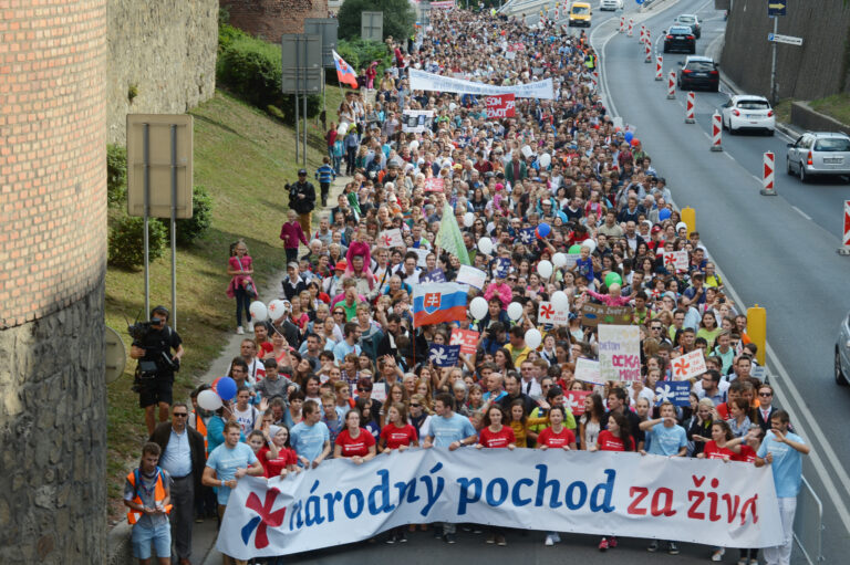 Národný pochod za život v Bratislave 20. septembra 2015. Foto: Štefan Puškáš/Tasr