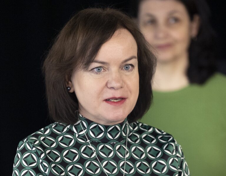 Eurofondová výzva rezortu práce čelí kritike pre napojenie na Hlas