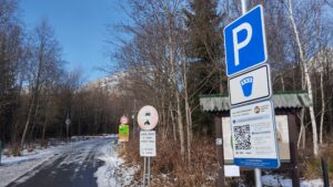 Správa TANAP-u spoplatnila viaceré odstavné plochy v Tatrách