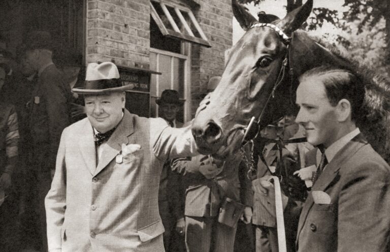 Winston Churchill (na snímke vľavo). Foto:  Hilary Morgan / Universal images group / Profimedia