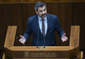 Obnovenie dát katastra je tento týždeň nereálne. Údaje boli zálohované k 3. januáru