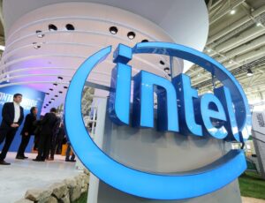 Hľadajú sa cesty, ako dostať Intel opäť na špičku