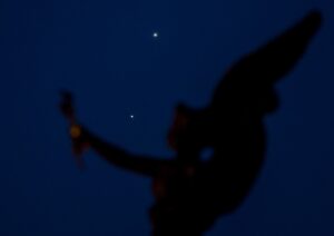 Prečo by každý mal byť veriacim. A ako si vybrať náboženstvo