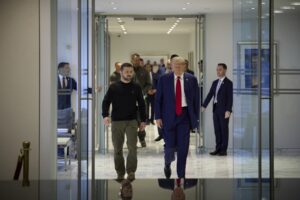 Američania chcú za vycúvanie z Ukrajiny výkupné: vojnové reparácie