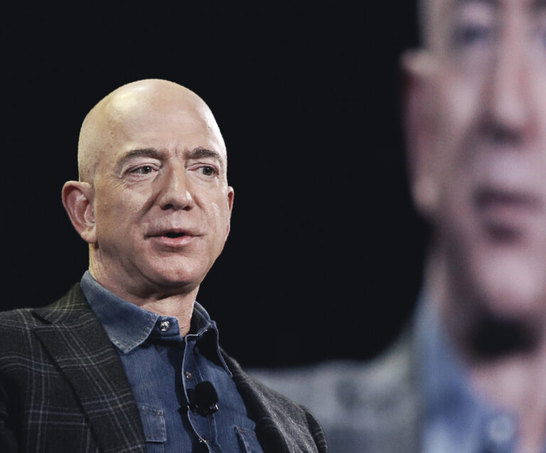 Jeff Bezos, zakladateľ Amazonu. Foto: TASR/AP