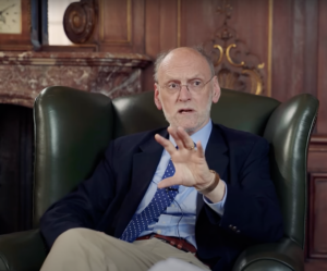 Sme jednou z najmenej rasistických krajín na svete, vraví britský historik a teológ