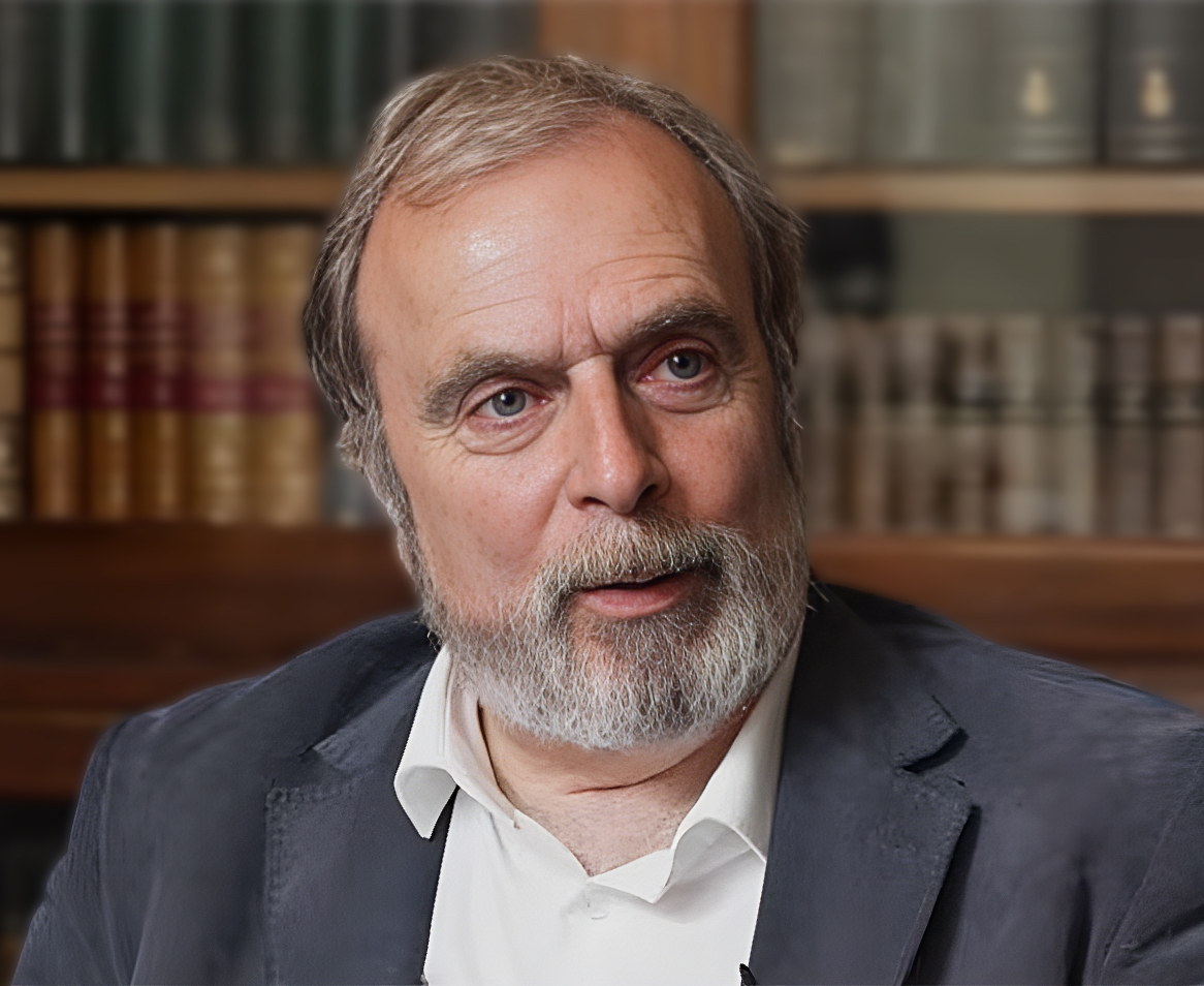 Peter Hitchens. Foto: reprofoto YouTube  - Pôvodný fotografický materiál bol citlivo upravený umelou inteligenciou