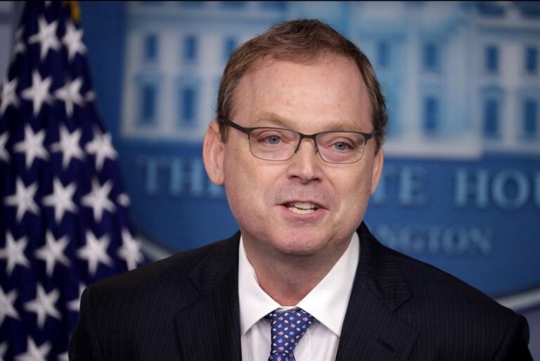 Top Trump adviser Hassett: oil prices set to fall