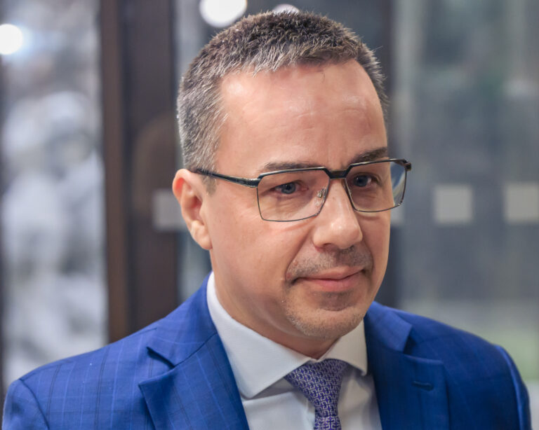 Erik Tomáš.
