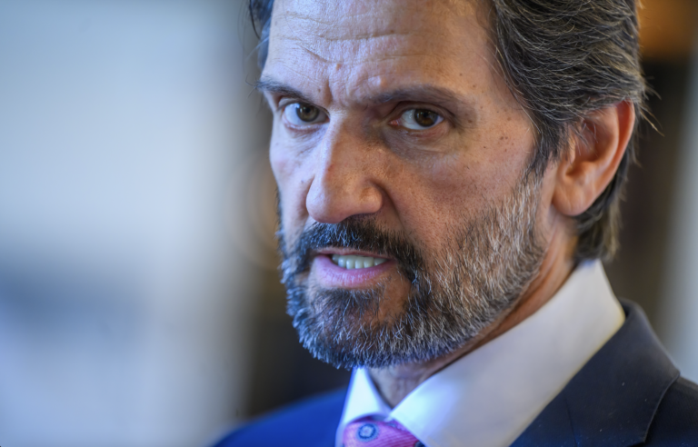 Polícia rieši 16 vnikov do zbrojovky, Kaliňák spomína adrenalín