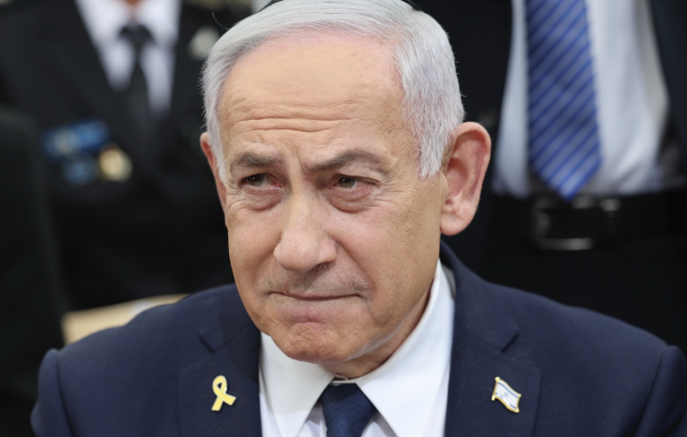 Irán potvrdil útok na kanceláriu Benjamina Netanjahua