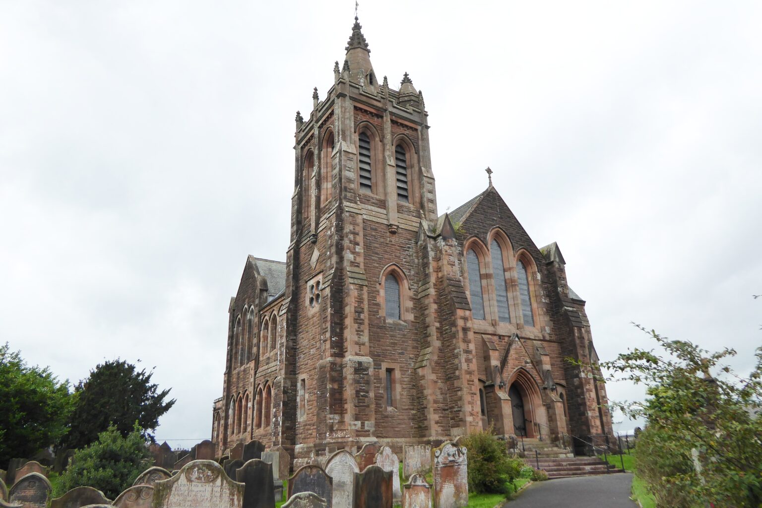 Gotický kostol Dryfesdale v Lockerbie je na predaj za 65 000 libier. Foto: wikimedia.org