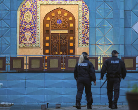 Migrantské gangy vo veľkom podplácajú nemeckú políciu