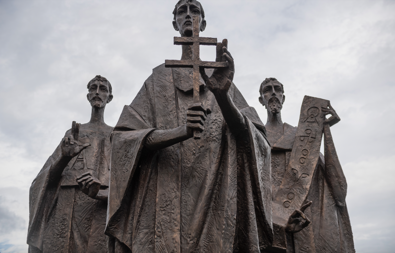 Súsošie svätých Cyrila, Metoda a Gorazda v areáli Bratislavského hradu. Foto: Jaroslav Novák/TASR