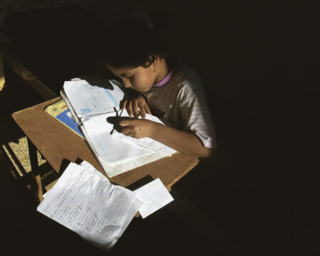 Školy sa menia na Babylon. Jazyková bariéra brzdí výučbu slovenských detí