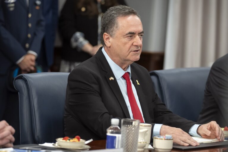 Izrael hrozí Iránu útokmi na lídrov aj infraštruktúru