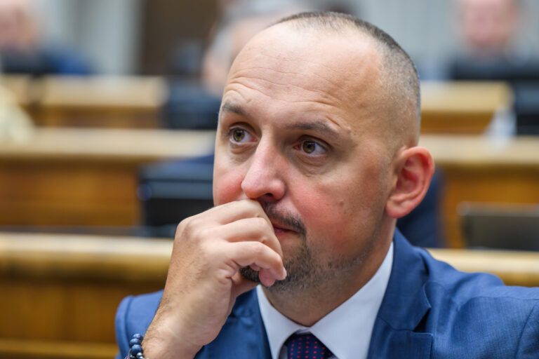 KDH žiada zvolať výbor pre podozrenia zo zásahov do volieb