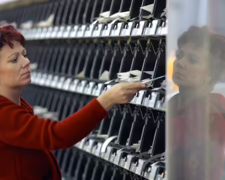 Pošta zatvára pobočky už aj v okresných mestách. Zatiaľ skončia dve desiatky z nich