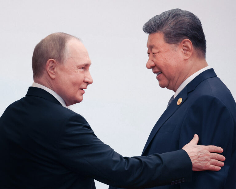 Vladimir Putin a Xi Jinping. Foto: Sputnik/Alexander Kazakov/Pool/Reuters