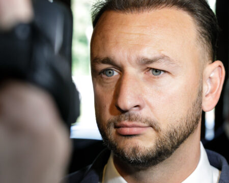 V parlamente je tvrdá zrážka pre Eštokovu novelu o protikorupčnom úrade