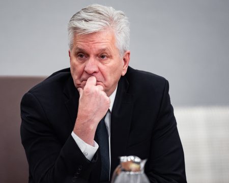 Fed podáva ruku odvetviu, ktoré kedysi považoval za toxické