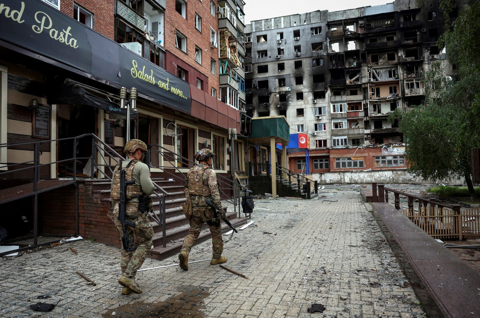 Ukrajinskí vojaci v Pokrovsku. Foto: Anatolii Stepanov/Reuters
