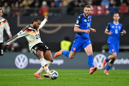Slováci utrpeli v Nemecku rekordný debakel 0:6. Barážového súpera spoznajú vo štvrtok