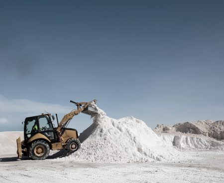 Raw materials that shape the future: there aren't many, but they're worth their weight in gold