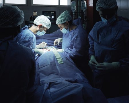 Svetové výkony v slovenských nemocniciach. Lekári zachránili novorodencov aj končatiny