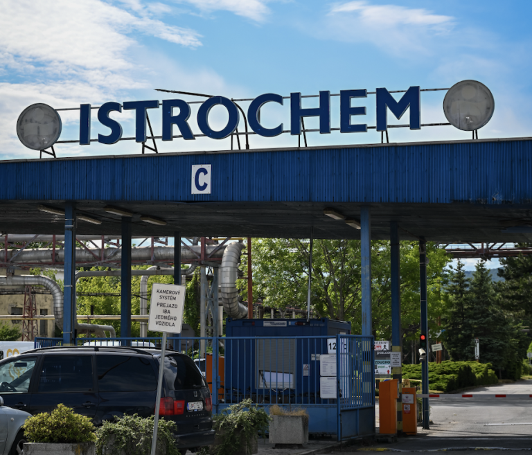 Prokuratúra spochybnila štátne financovanie sanácie Istrochemu