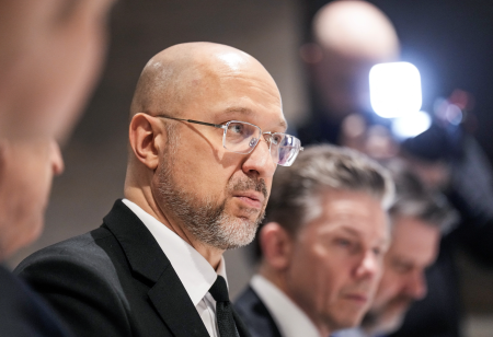 Personalkarussell: Selenskyj will Verteidigungsminister austauschen