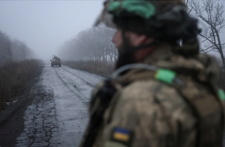 Mierové snahy asi uviazli. Sporná je veľkosť armády, vstup do NATO a strata území