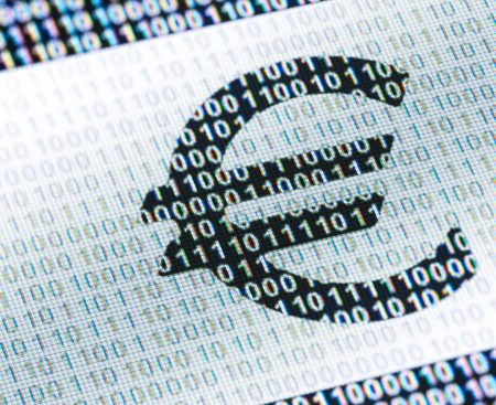 The digital euro is entering a new phase. Its introduction will affect card companies and banks alike