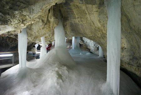 Jaskyňa zo známej rozprávky prišla o ľad. Strata odhalila poklad nevyčísliteľnej hodnoty