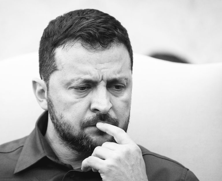 Wolodymyr Selenskyj signalisiert Bereitschaft zu direkten Gesprächen mit Russland über offene Fragen des Friedensprozesses. Foto: Drew Angerer/Getty Images