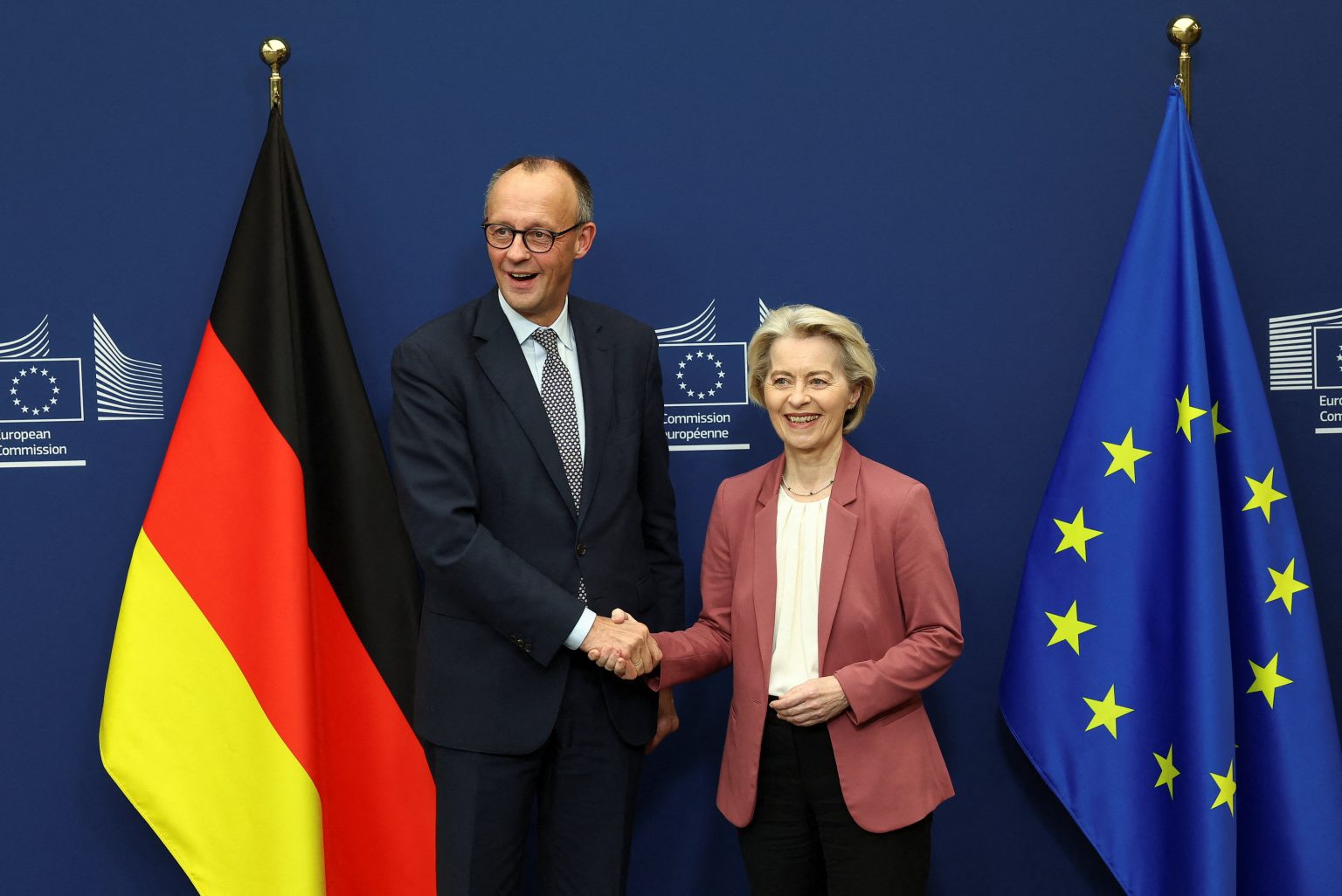 Friedrich Merz a Ursula von der Leyenová. Foto: Yves Herman/Reuters