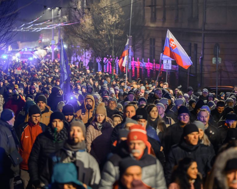 Protestný pochod proti rušeniu Úradu na ochranu oznamovateľov v Bratislave. Foto: Jaroslav Novák/TASR