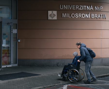 Štát rezignoval na dohľad. Sieť nemocníc v Bratislave sa tvorí živelne