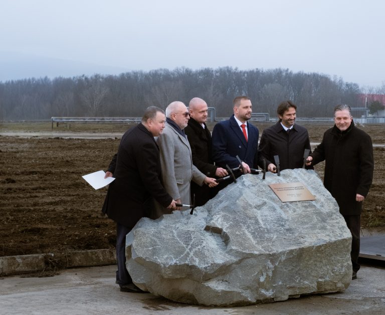 Začiatok výstavby novej Národnej nemocnice generála Milana Rastislava Štefánika vo Vajnoroch. Foto: Tomáš Baršváry / Štandard