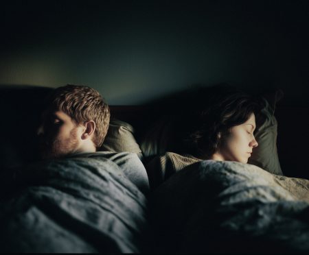 Situationship a dopamínový chaos: prečo nás vzťahy bez definície vyčerpávajú