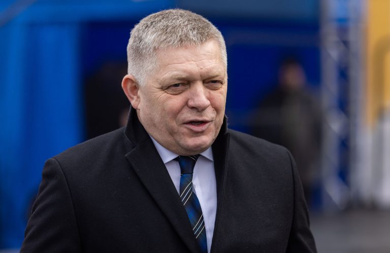 Fico: Pre zákaz dovozu ruského plynu podáme žalobu na EÚ