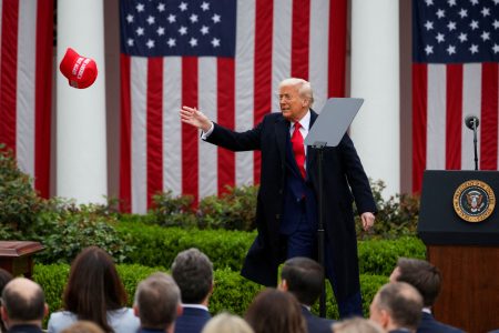 Trump nennt Operation in Venezuela „brillant“, Maduro nach New York gebracht