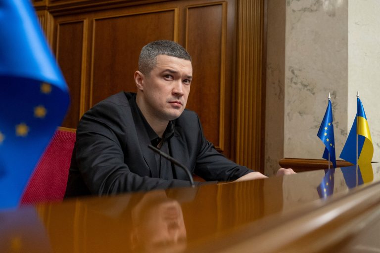 Der neue ukrainische Verteidigungsminister Mychajlo Fedorov im Parlament. Foto: Andrij Nesterenko/Reuters