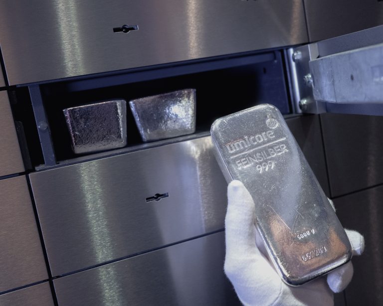 Silber profitiert von hoher Industrienachfrage und einem seit Jahren anhaltenden Marktdefizit. Foto: Sven Hoppe/picture alliance via Getty Images